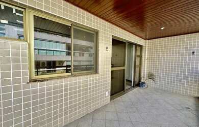 Imagem: O apartamento possui 2 Dormitórios, 3 Banheiros, 2 Vagas na