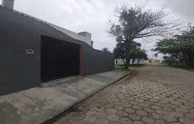 Imagem 2: Casa 50 mts da praia com 2 dormitórios sendo 1 suíte por R$ 350 .000.00 Centro - Peruíbe