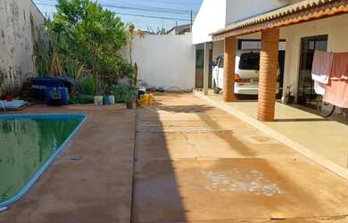Imagem 6: Casa Padrão em Jaú. Varanda, 12m² de Área, 2 Vagas na garageme2 Dormitórios