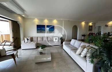 Imagem: O apartamento possui 5 Dormitórios, 5 Banheiros, 4 Vagas na