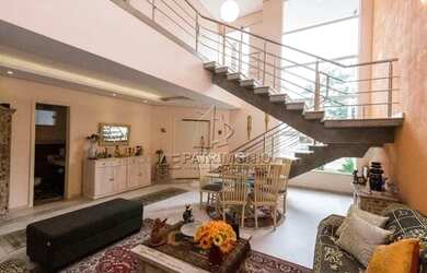 Imagem: A casa em condomínio possui 3 Dormitórios, 3 Banheiros, 4