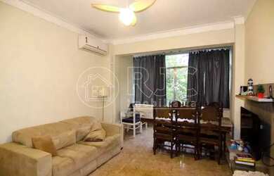 Imagem: O apartamento possui 2 Dormitórios, 2 Banheiros, 80m² de Área