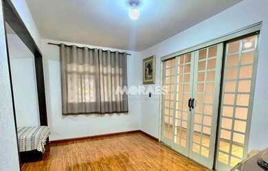 Imagem 13: Casa com 2 quartos, 1 suítes, 2 vagas de garagem, 200 m² por R$ 2.500/mês...