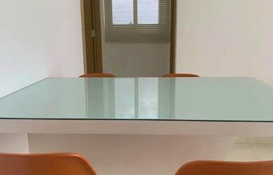 Imagem: O apartamento possui 1 Dormitório, 1 Banheiro, 1 Vaga na garagem