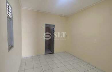 Imagem 8: S8034 VENDE OU ALUGA CASA com 3 quartos, sendo uma suíte, localizada...