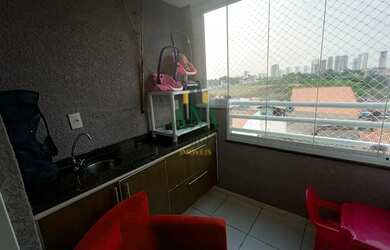 Imagem: O apartamento possui 3 Dormitórios, 2 Banheiros, 2 Vagas na