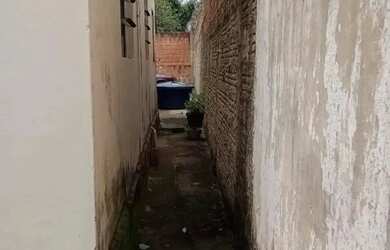 Imagem 6: Casa em Montes Claros, no bairro Vila Greice, à venda