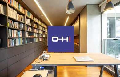 Imagem: O apartamento possui 4 Dormitórios, 5 Banheiros, 4 Vagas na