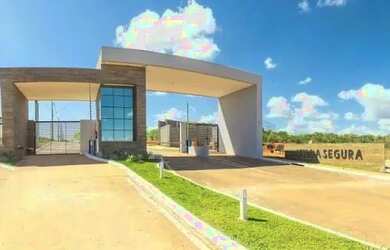 Imagem: O terreno possui 200m² de Área e está localizado em Centro