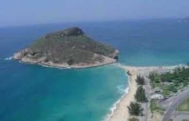 Imagem: A casa em condomínio à venda possui 2 Dormitórios, 3 Banheiros