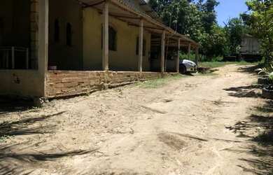 Imagem 5: Casa. Varanda, 1.000m² de Área, 1 Banheiroe3 Dormitórios