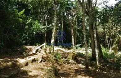 Imagem: O terreno à venda possui 12m² de Área e está localizado