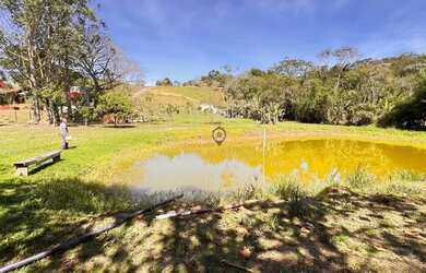 Imagem: A fazenda possui 10500m² de Área e está localizado em Santa