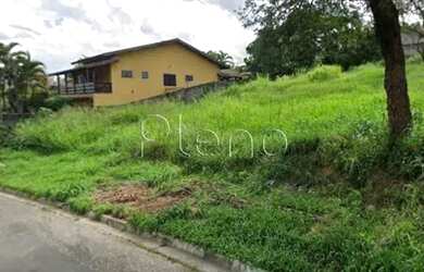 Imagem: O terreno possui 743m² de Área e está localizado em Vista