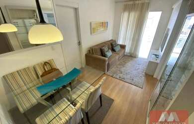 Imagem: O apartamento possui 1 Dormitório, 2 Banheiros, 1 Vaga na garagem