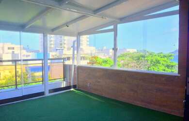 Imagem: O depósito possui 1 Vaga na garagem, 200m² de Área e está