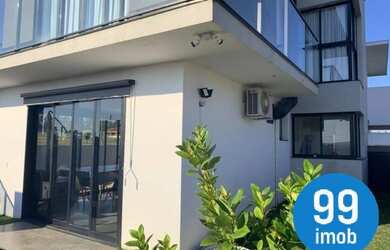 Imagem 1: Lindo Sobrado Especial a Venda no Ninho Verde I em Porangaba/SP