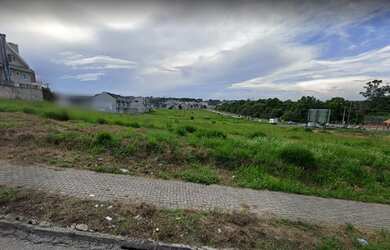 Imagem: O terreno possui 364m² de Área e está localizado em Atuba