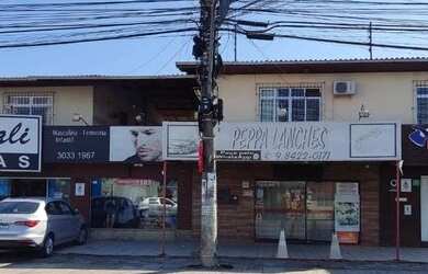 Imagem: O depósito possui 5 Vagas na garagem e 1560m² de Área e está