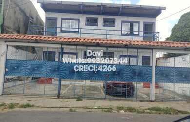 Imagem: A casa possui 4 Dormitórios, 4 Banheiros, 4 Vagas na garagem