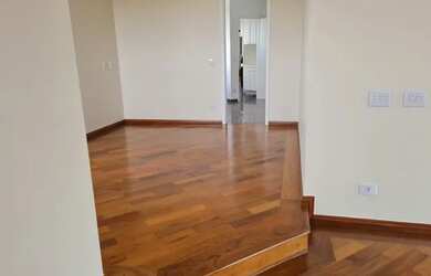 Imagem: O apartamento possui 4 Dormitórios, 3 Banheiros, 4 Vagas na