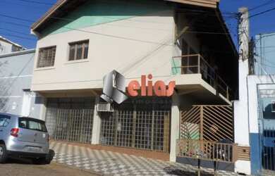 Imagem: O apartamento possui 1 Dormitório, 1 Banheiro e 40m² de Área