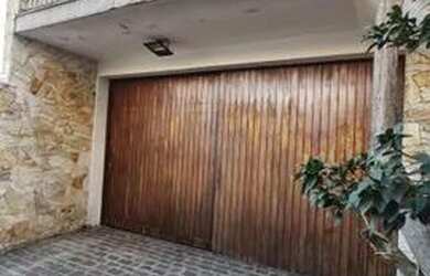 Imagem: A casa possui 5 Dormitórios, 5 Banheiros, 5 Vagas na garagem