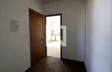 Imagem: O apartamento possui 3 Dormitórios, 1 Banheiro, 80m² de Área