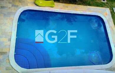 Imagem 12: Casa Swiss Park. Piscina, Churrasqueira, VarandaeGuarda roupa