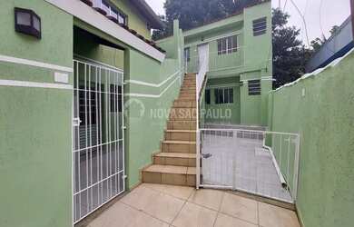 Imagem: A casa possui 1 Dormitório, 1 Banheiro, 40m² de Área e está