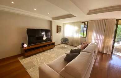 Imagem: O apartamento possui 3 Dormitórios, 5 Banheiros, 3 Vagas na