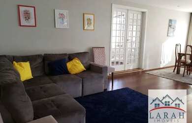 Imagem: O apartamento possui 4 Dormitórios, 5 Banheiros, 5 Vagas na