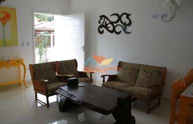 Imagem: A casa possui 2 Dormitórios, 2 Banheiros, 1 Vaga na garagem