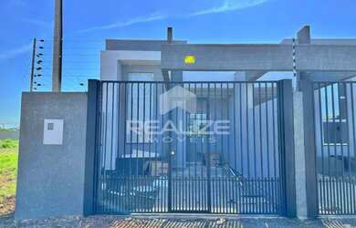 Imagem: A casa possui 2 Dormitórios, 2 Banheiros, 1 Vaga na garagem