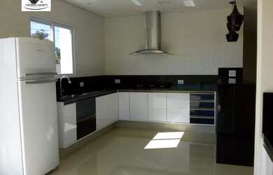 Imagem 2: LINDO SOBRADO P/ VENDA E LOCAÇÃO SANTA CRUZ - BRAGANÇA PAULISTA