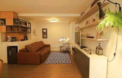 Imagem: O apartamento possui 4 Dormitórios, 2 Banheiros, 3 Vagas na