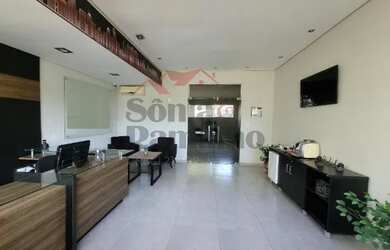 Imagem: O depósito possui 365m² de Área e está localizado em Jardim