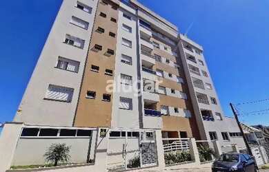 Imagem: O apartamento possui 3 Dormitórios, 1 Banheiro, 1 Vaga na garagem