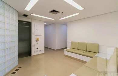 Imagem 2: Conjunto Comercial em frente ao Hospital Samaritano, com 60 m2, recepção,...