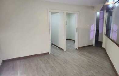 Imagem: O depósito possui 1 Vaga na garagem, 35m² de Área e está