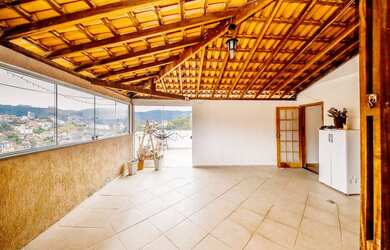 Imagem: O apartamento na cobertura possui 3 Dormitórios, 2 Banheiros