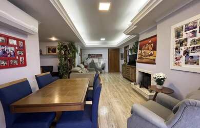 Imagem 3: Apartamento à venda, 3 dormitórios, com lareira e churrasqueira central