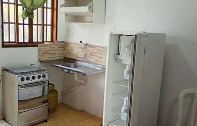 Imagem: A kitnet possui 1 Dormitório, 1 Banheiro, 1 Vaga na garagem