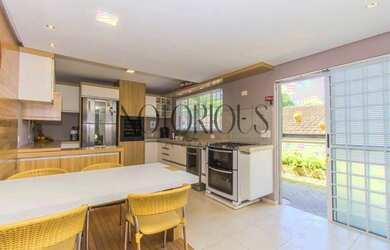 Imagem 4: Casa para Venda em Curitiba / PR no bairro Abranches