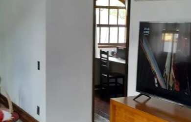 Imagem 7: Casa Petrópolis Mosela 4 quartos rua próxima a Igreja