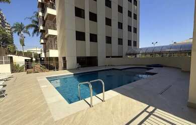 Imagem: O apartamento possui 3 Dormitórios, 2 Banheiros, 2 Vagas na