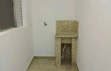 Imagem 4: Casa com 1 dormitório para alugar, 35 m² por R$ 950/mês - Jardim Rosinha...