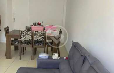 Imagem: O apartamento possui 3 Dormitórios, 2 Banheiros, 77m² de Área