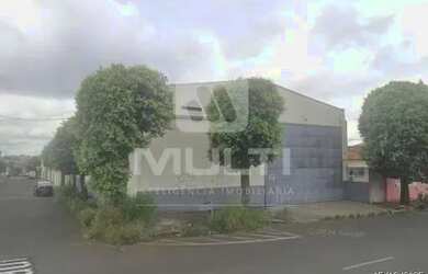 Imagem: A casa possui 1 Dormitório, 2 Banheiros, 400m² de Área e