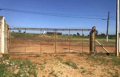 Imagem: O terreno possui 1.660m² de Área e está localizado em Bananal